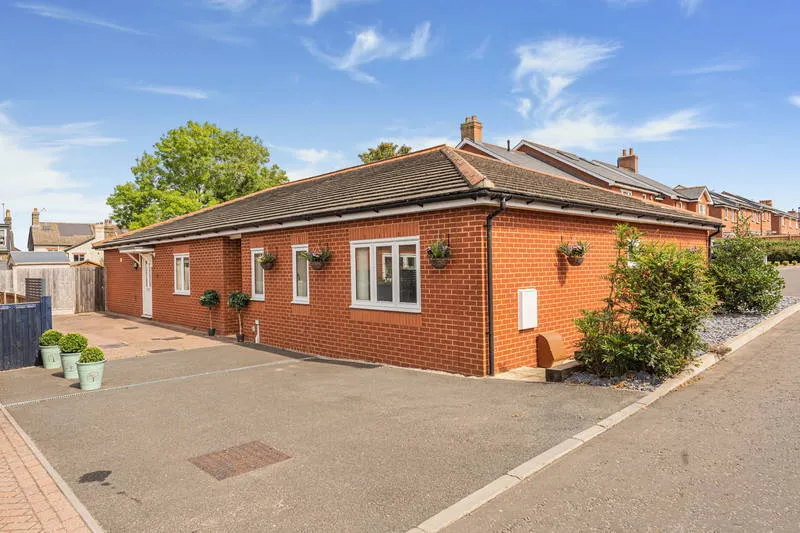 Regent Way, Brentwood, CM14 4TY, photo 2