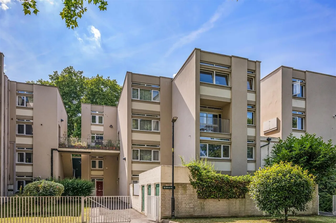 Cedars Road, London, photo 11