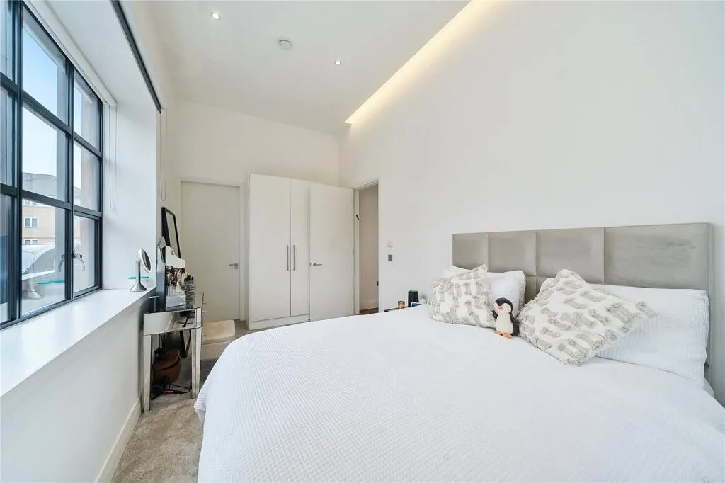 Grenville Place, NW7, photo 8