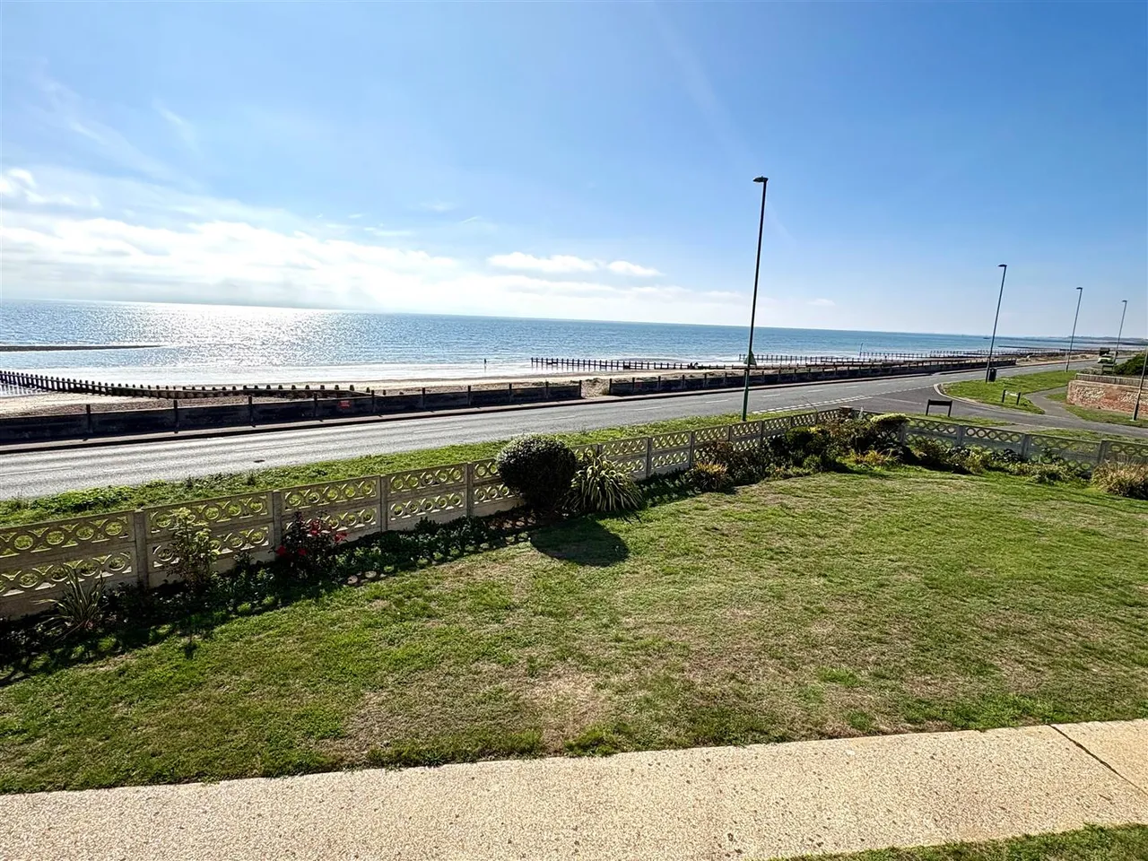 Rackham Road, Littlehampton, photo 2