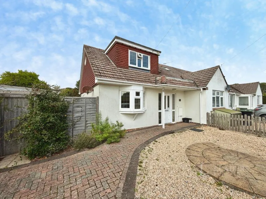 2 bed house to rent, Beechwood Avenue, New Milton, BH25