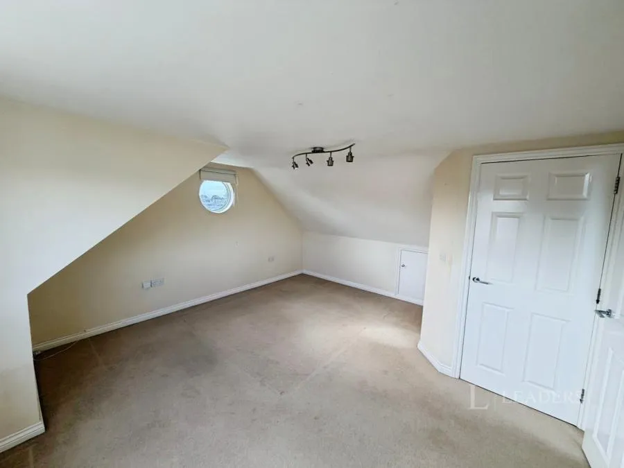 Beechwood Avenue, New Milton, BH25, photo 3