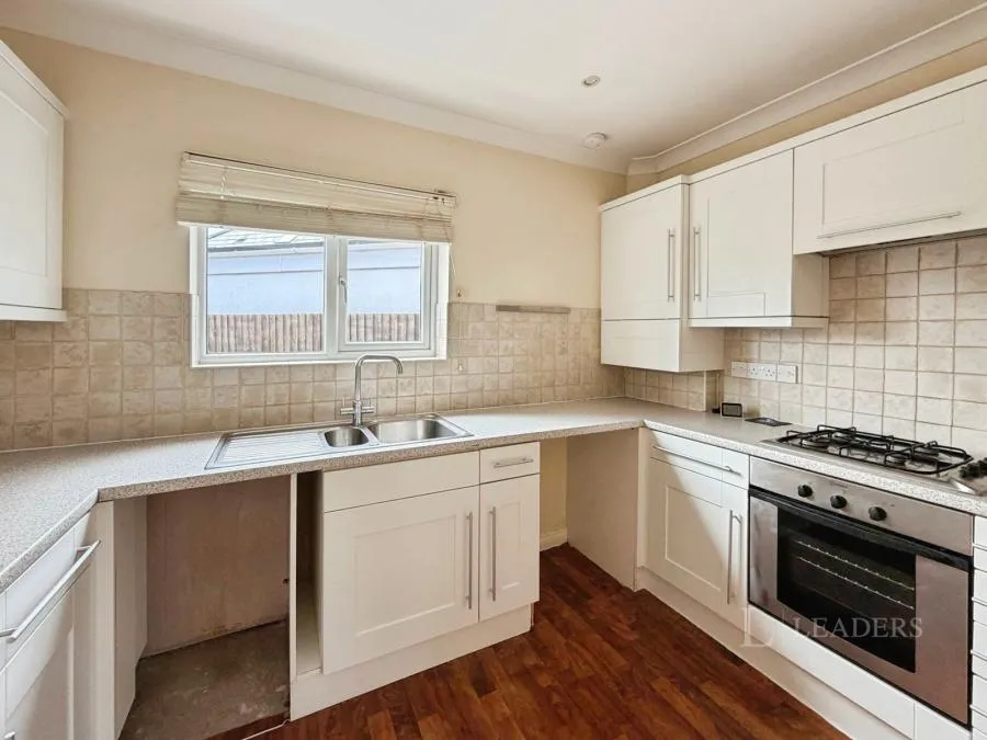 Beechwood Avenue, New Milton, BH25, photo 11