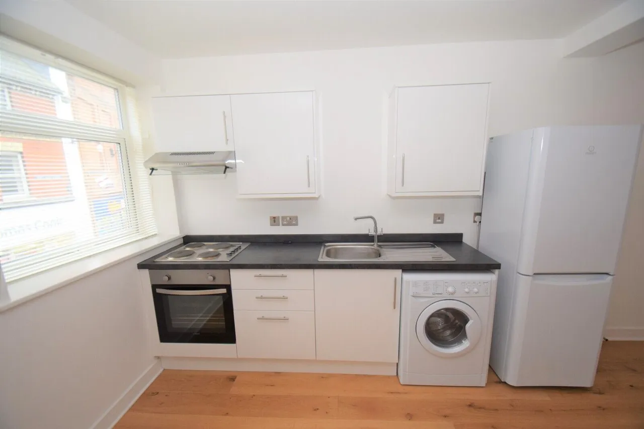 White Hart Street, High Wycombe, HP11, photo 4