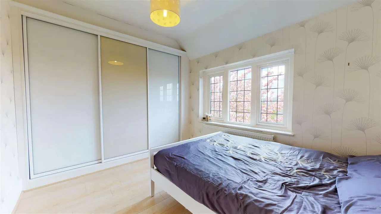 Spring Grove, Loughton, photo 10