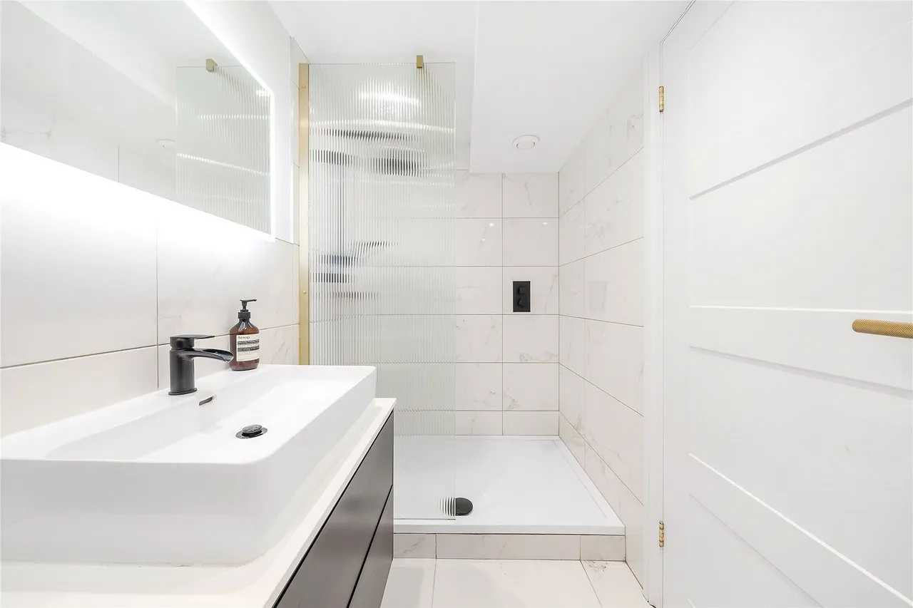 Gironde Road, London, SW6, photo 21