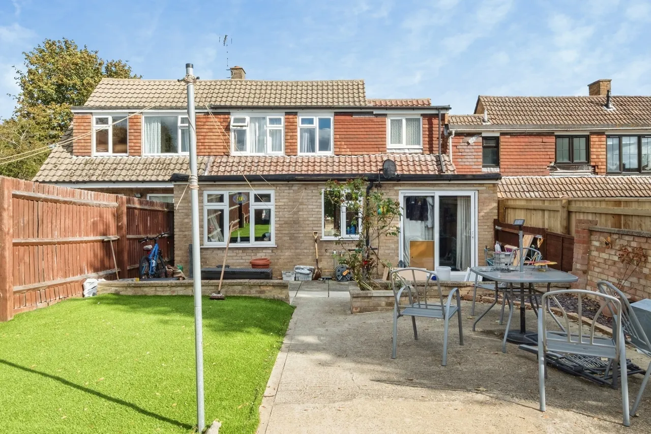 Milton Grove, Bletchley, MK3, photo 5