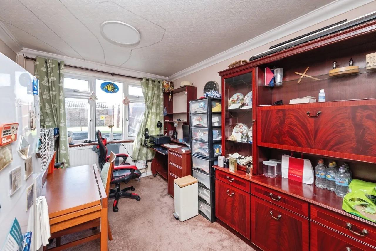 Milton Grove, Bletchley, MK3, photo 11