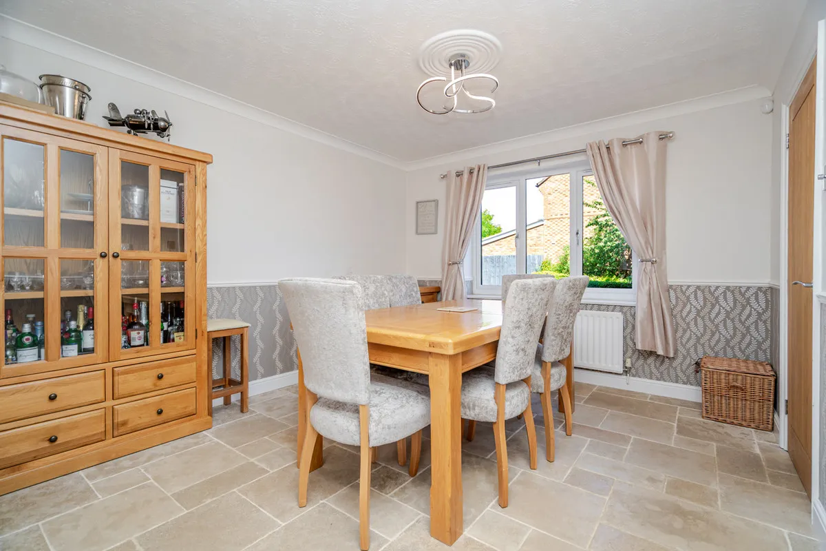 Milton Keynes, MK7, photo 13