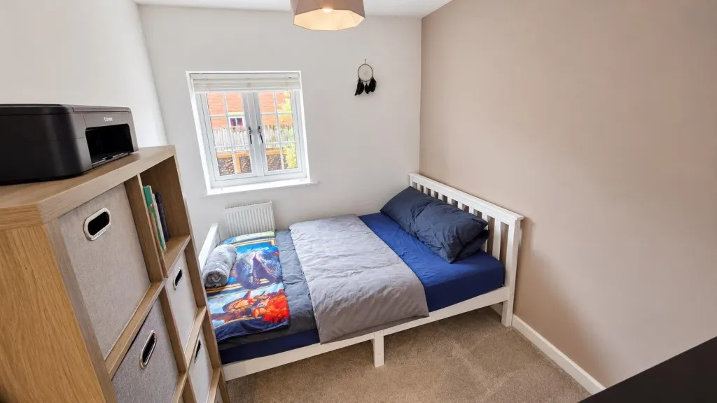 Glebe Road, Roade, photo 9