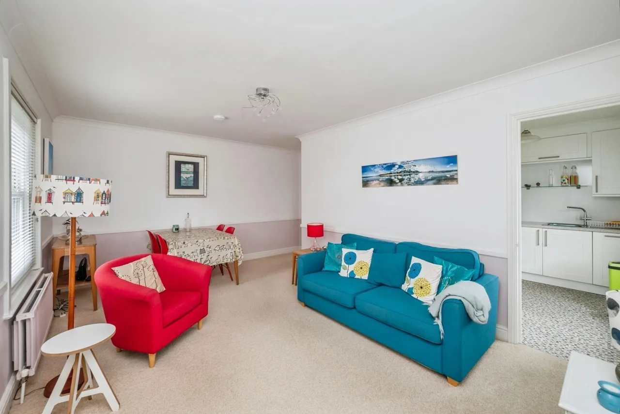 2 bed flat for sale — Colne House, Colne Road, Cromer, Norfolk, NR27