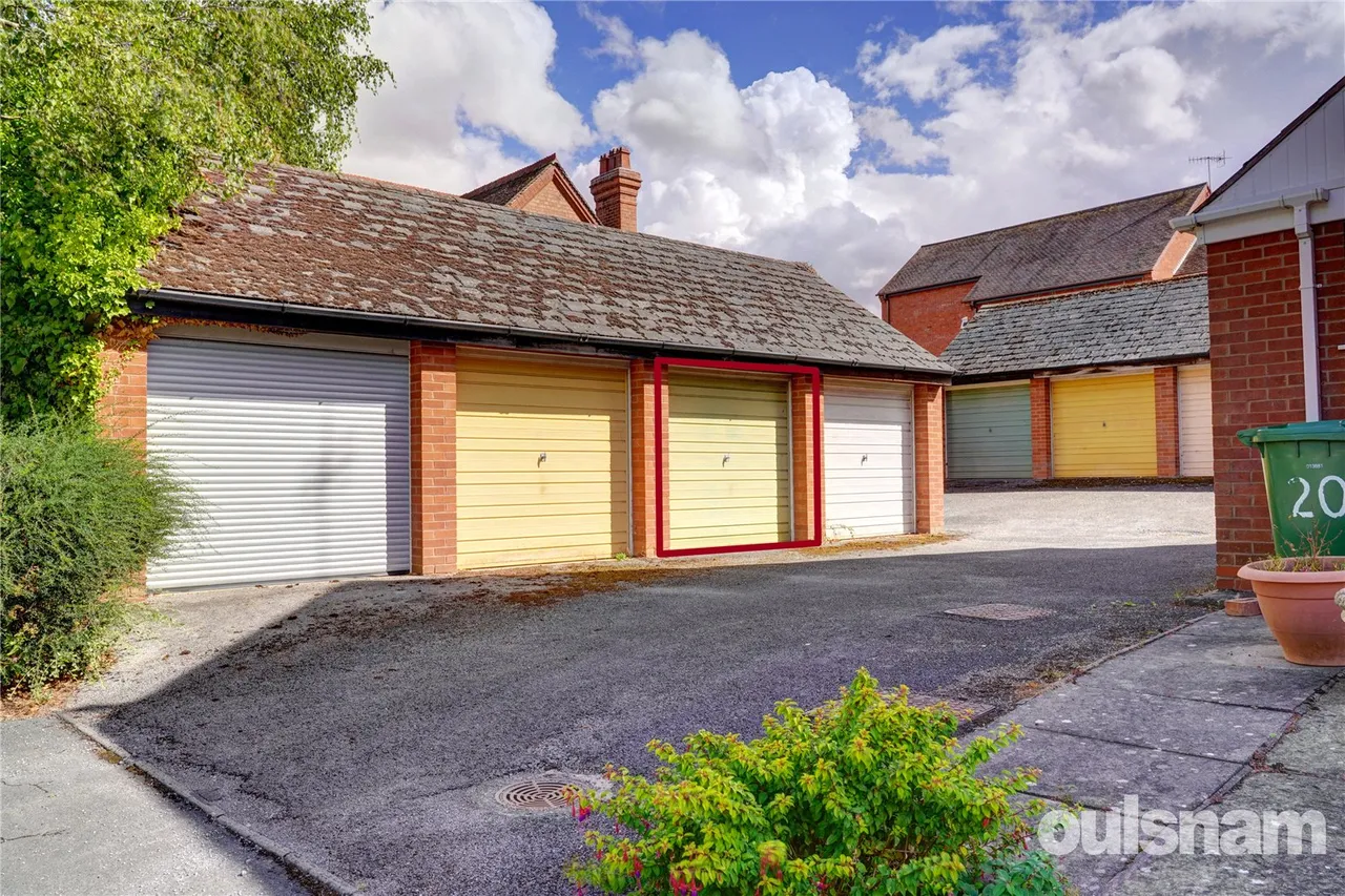 St. Georges Crescent, Droitwich, Worcestershire, WR9 8BX, photo 18