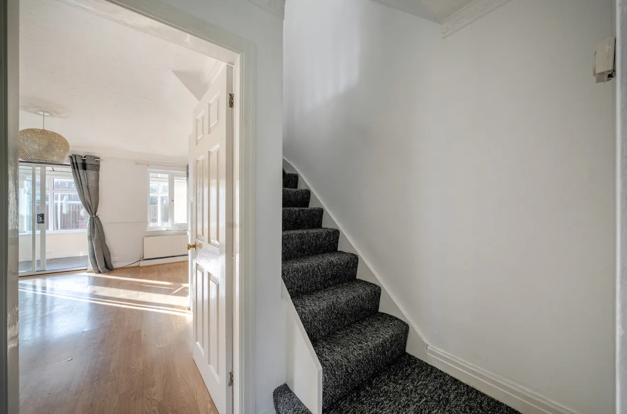 Akester Close, Beverley, HU17, photo 5