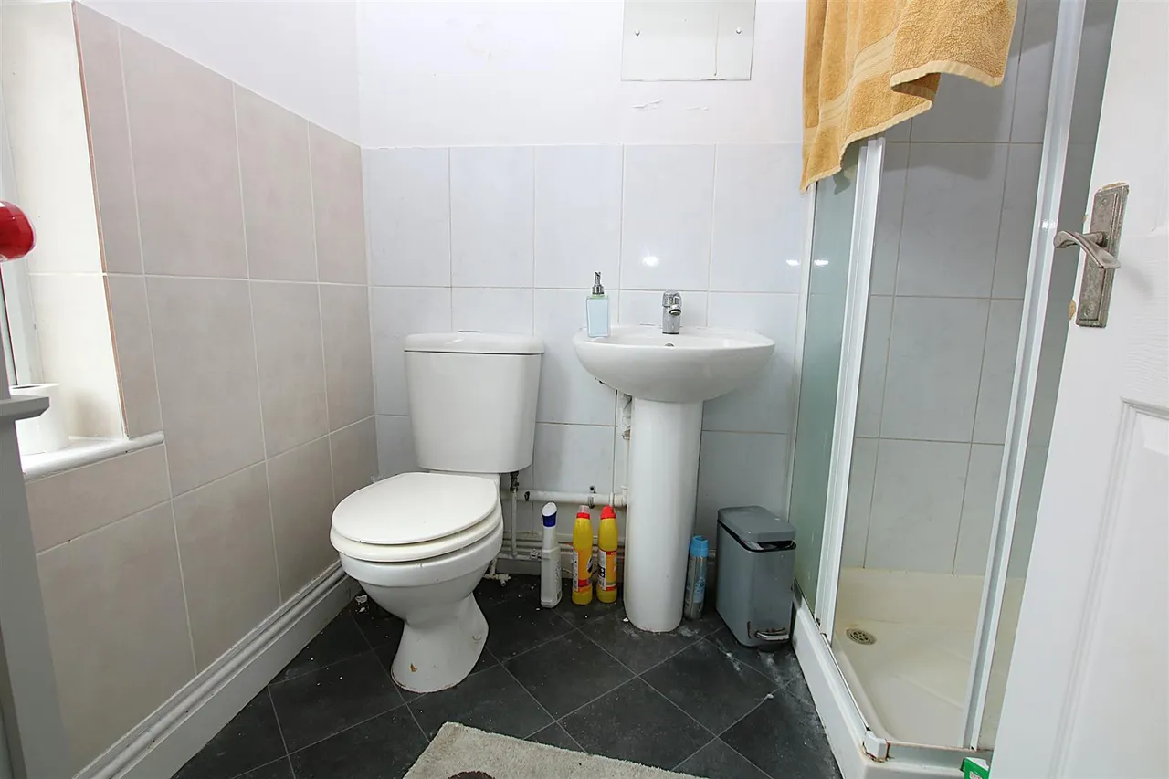Tenanted Flats Plus Freehold, NN1, photo 10