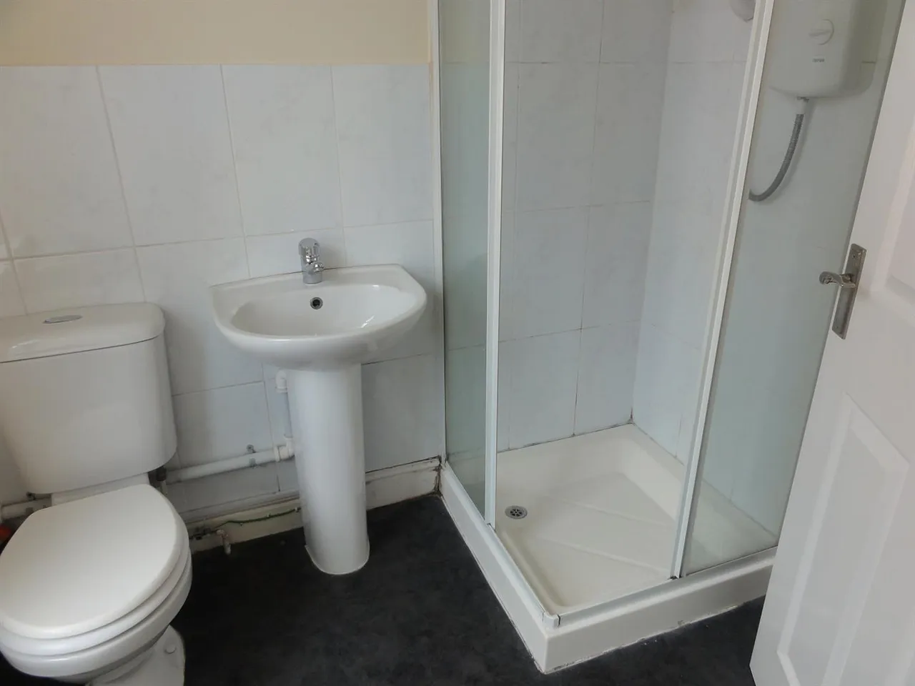 Tenanted Flats Plus Freehold, NN1, photo 18