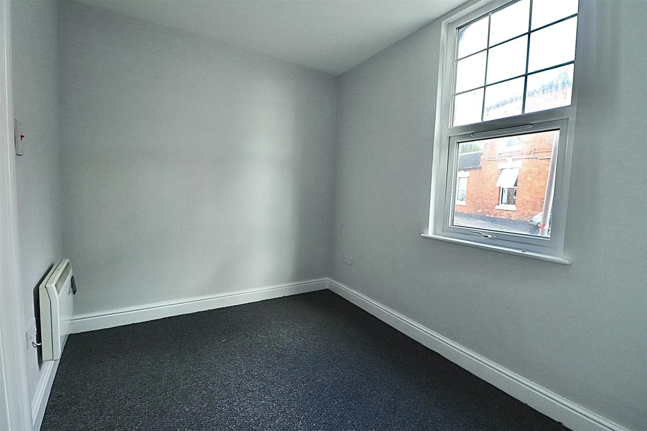 Tenanted Flats Plus Freehold, NN1, photo 22