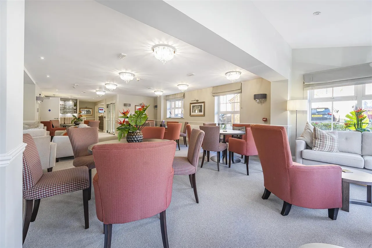 Water Lane, Towcester, NN12, photo 10