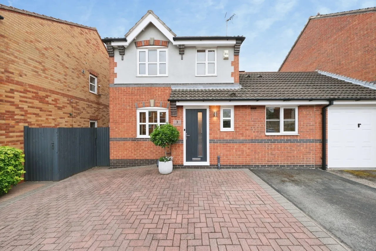 4 bed house for sale — Ashworth Drive, Mansfield Woodhouse, Mansfield, Nottinghamshire, NG19