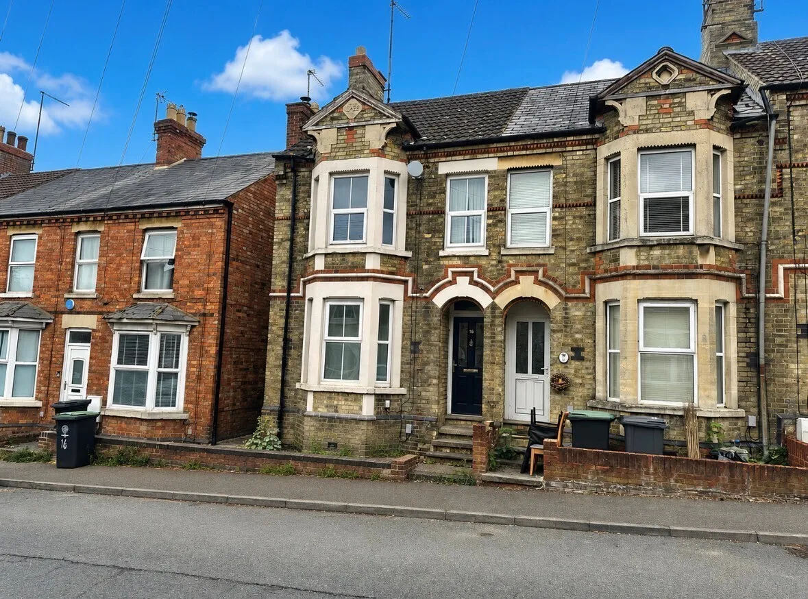 3 bed house for sale — Wellington Road, Raunds, Wellingborough