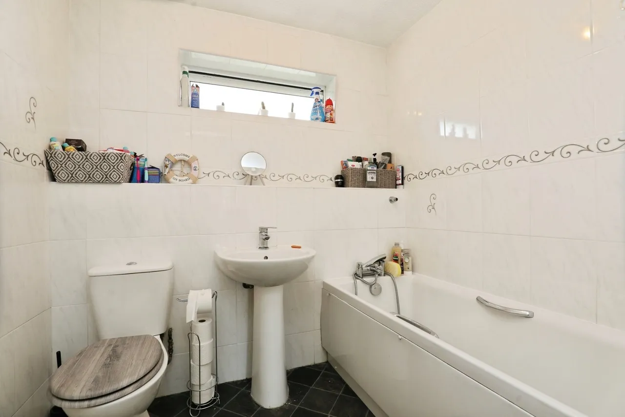 Aysgarth Avenue, CREWE, Cheshire, CW1, photo 19