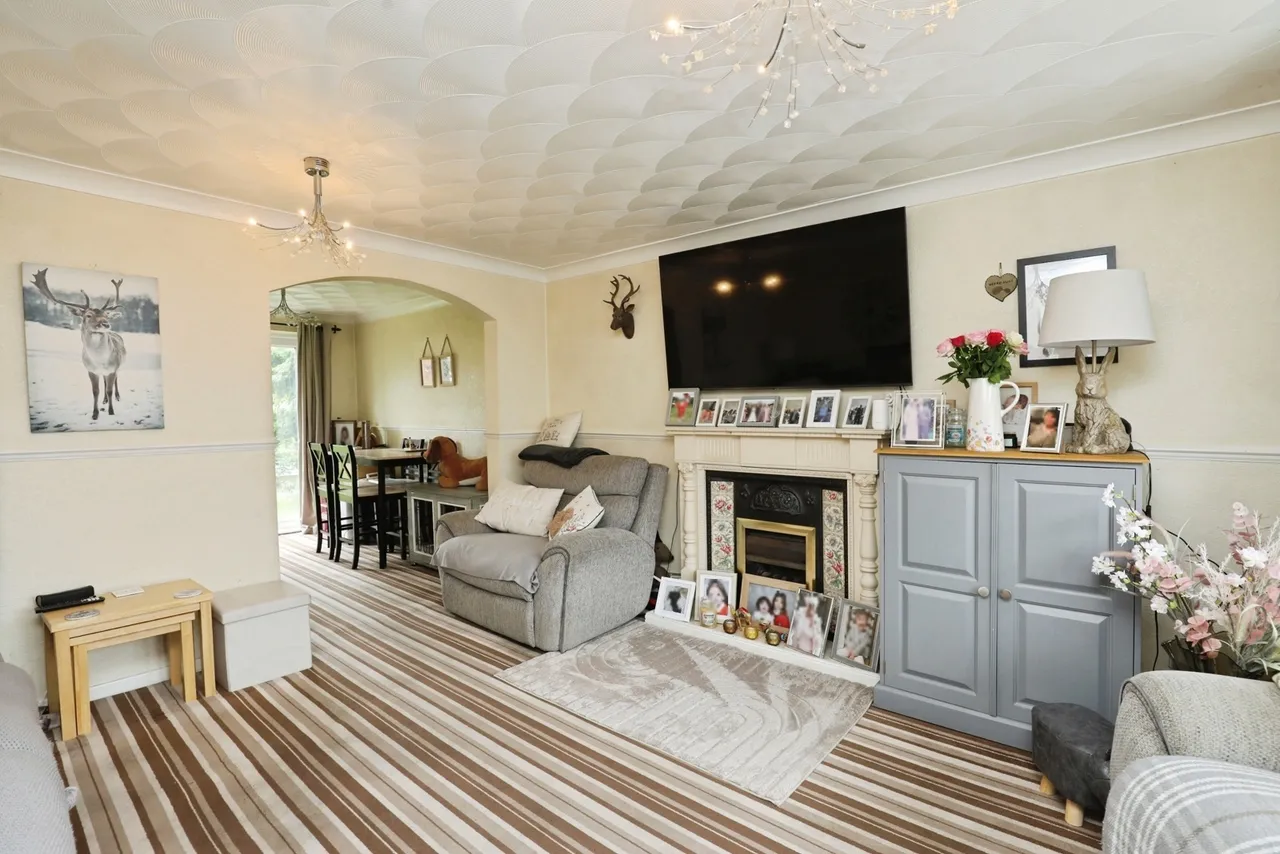 Aysgarth Avenue, CREWE, Cheshire, CW1, photo 2