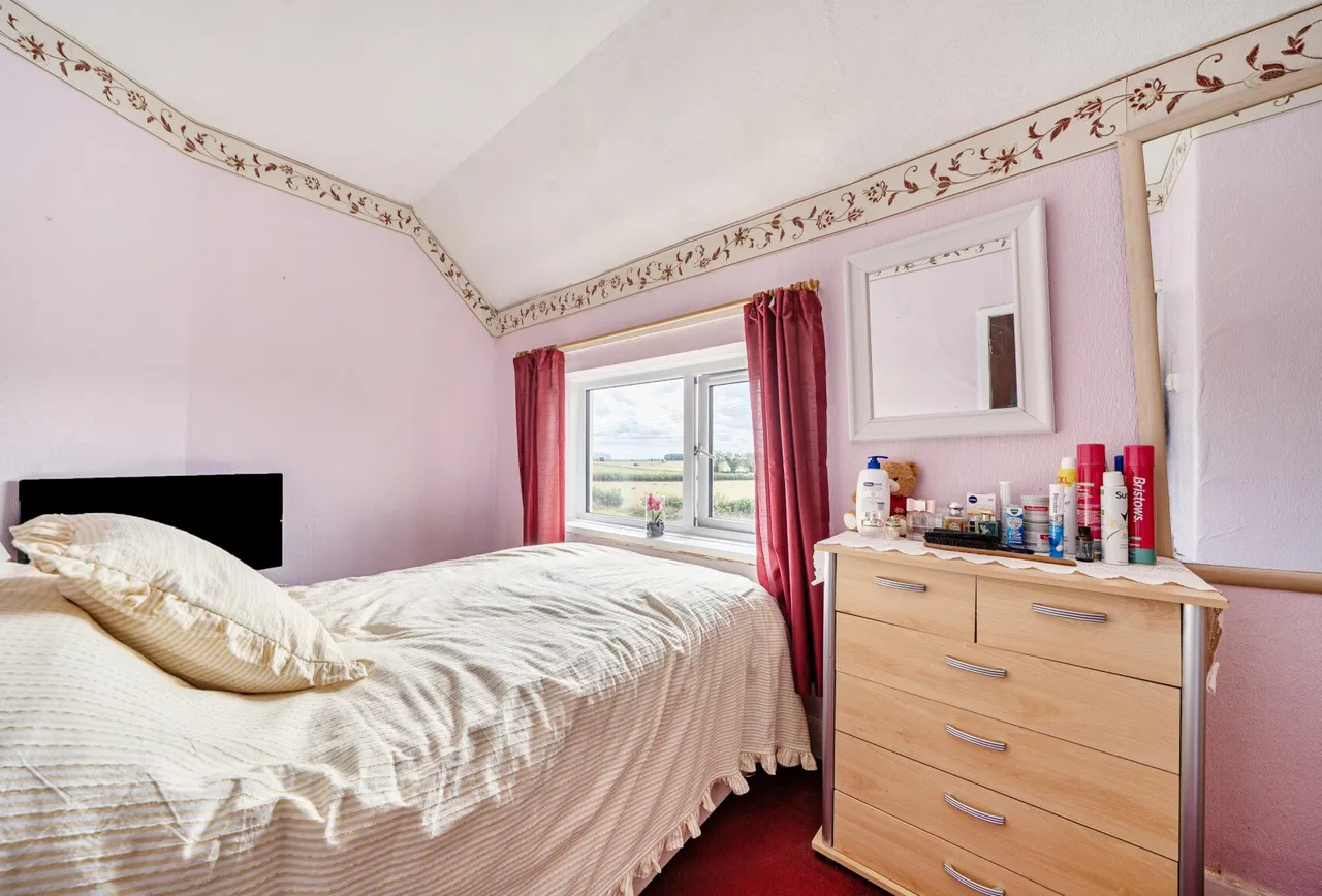 Westmoreland Terrace, Gloucestershire, Old Sodbury, BS37 6RN, photo 3