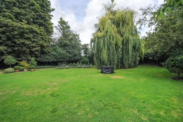Riverview Mansions, Twickenham, TW1, photo 2