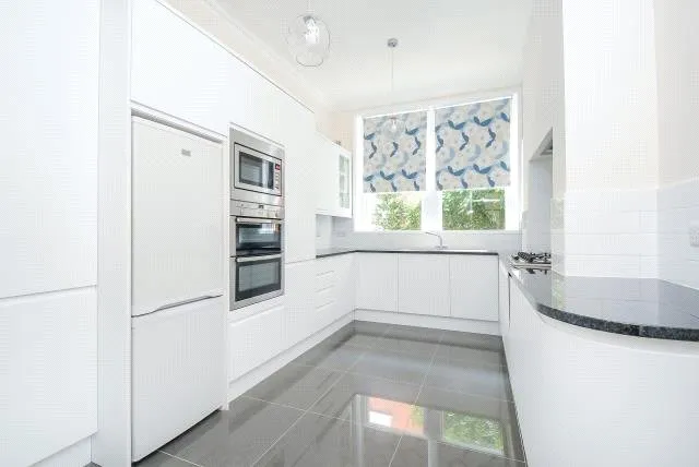 Riverview Mansions, Twickenham, TW1, photo 3