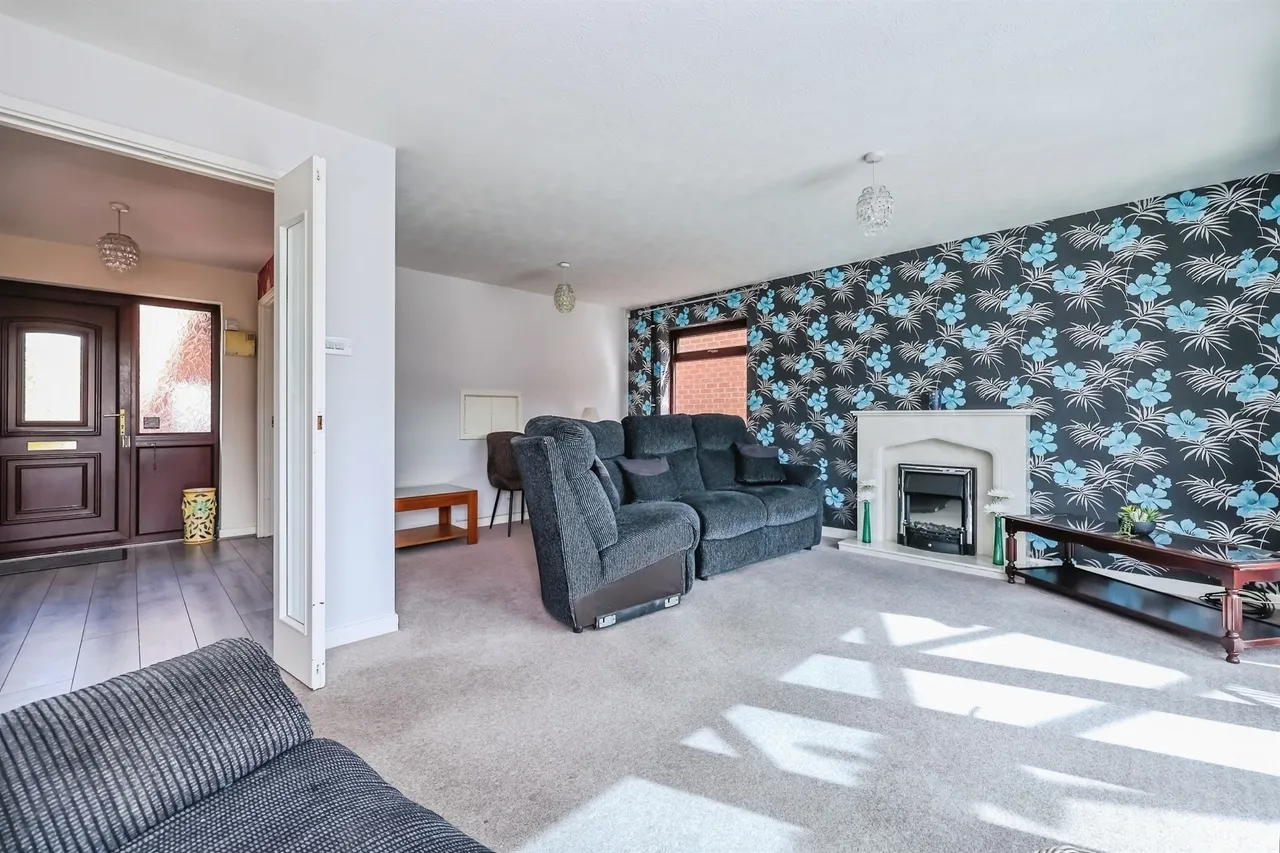 Conway Road, Hucknall, NG15, photo 2