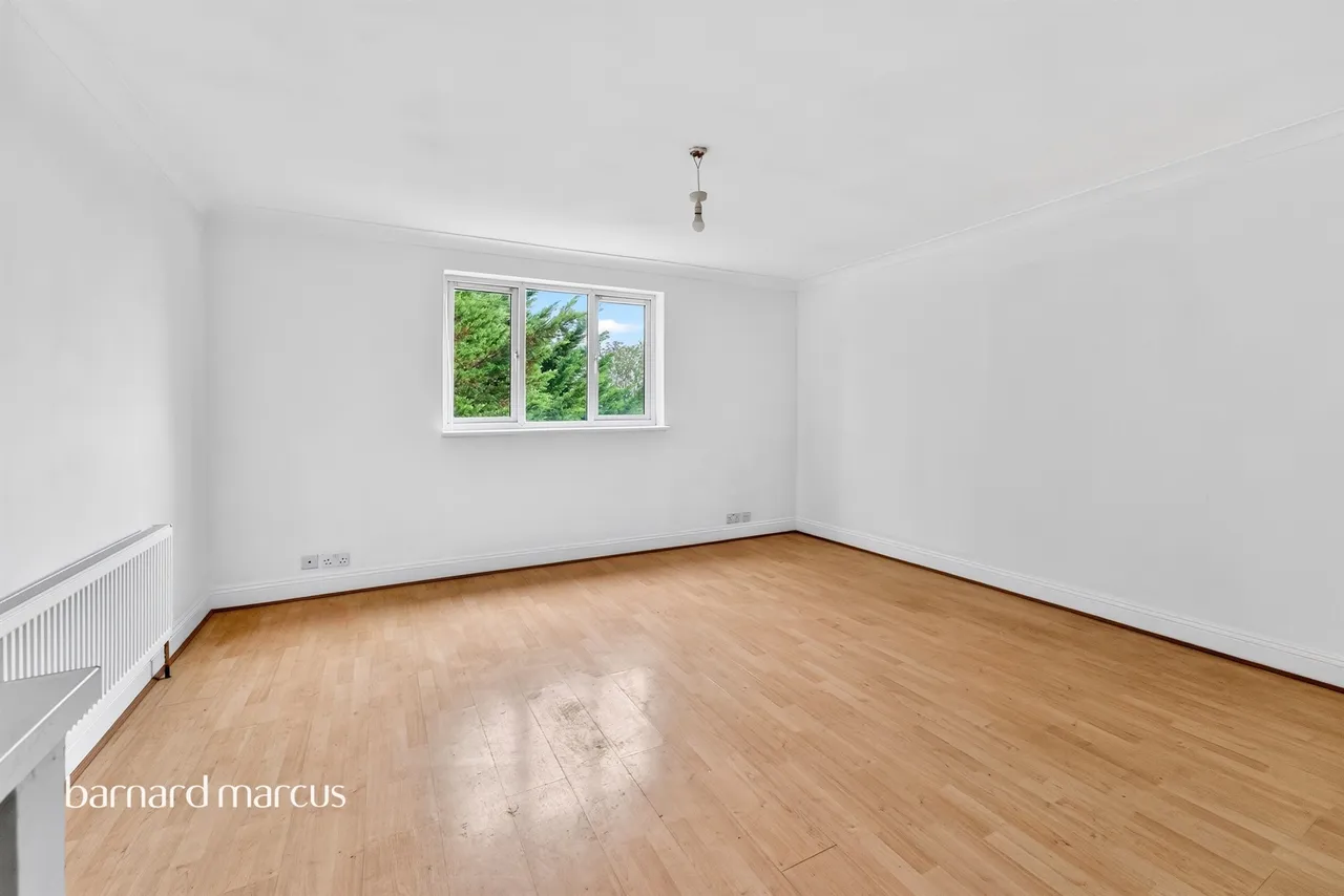 Cranbrook Lane, London, photo 10