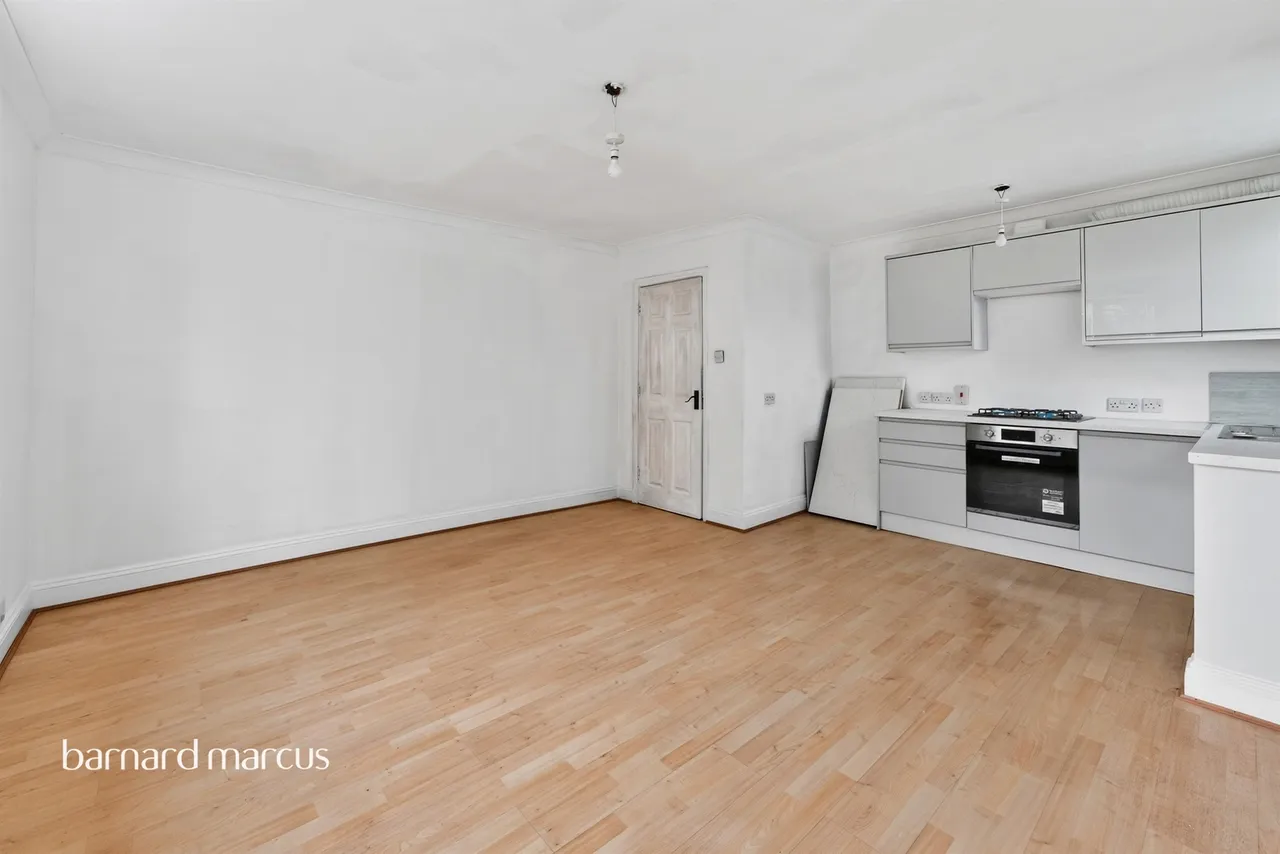 Cranbrook Lane, London, photo 12