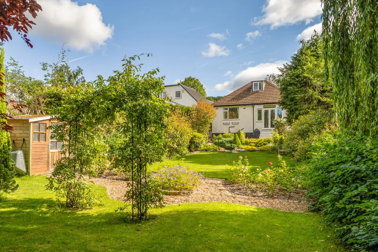 Hillside Road, Northwood, HA6, photo 20