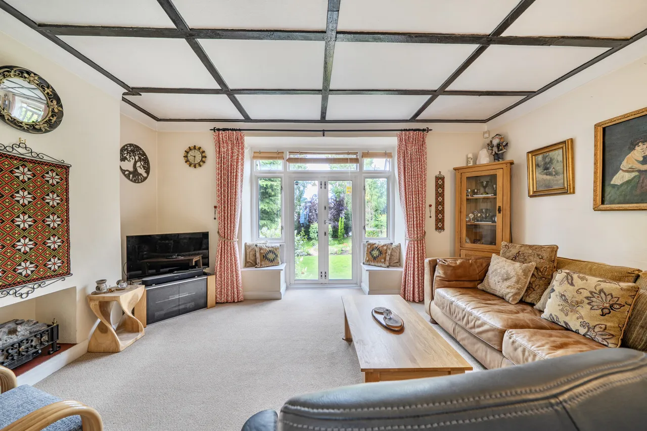 Hillside Road, Northwood, HA6, photo 5