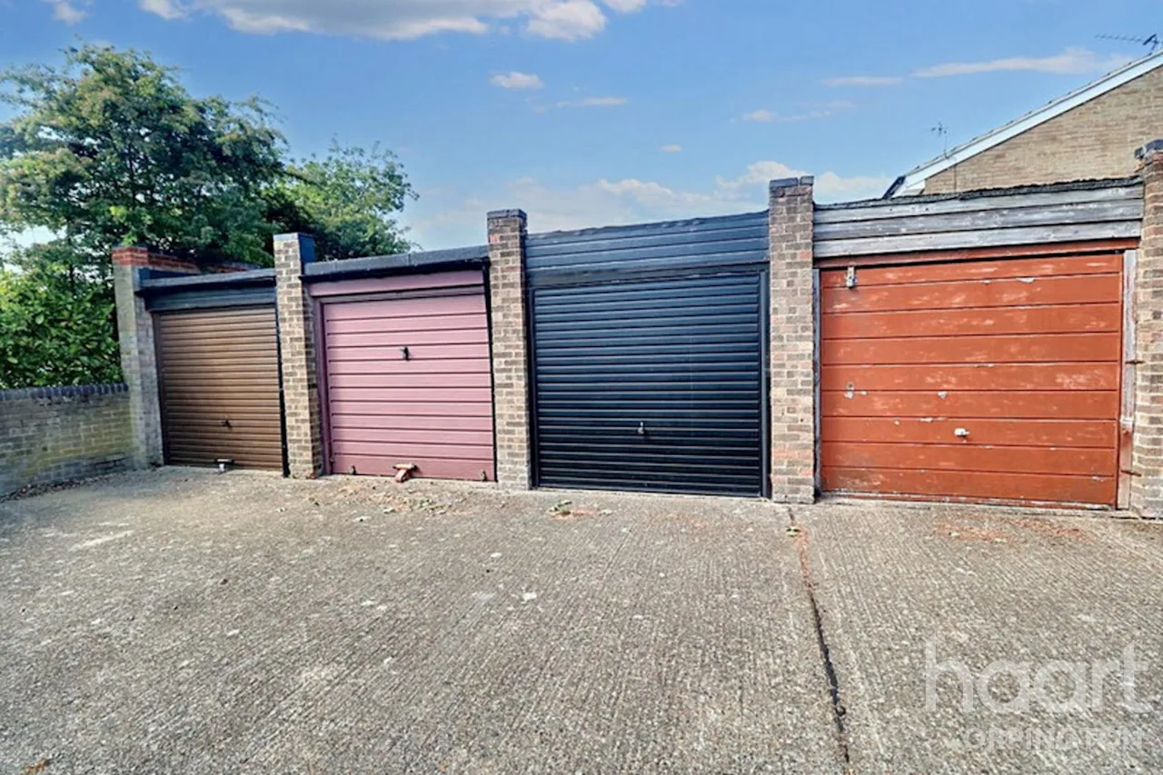 Glendower Crescent, Orpington, BR6, photo 17