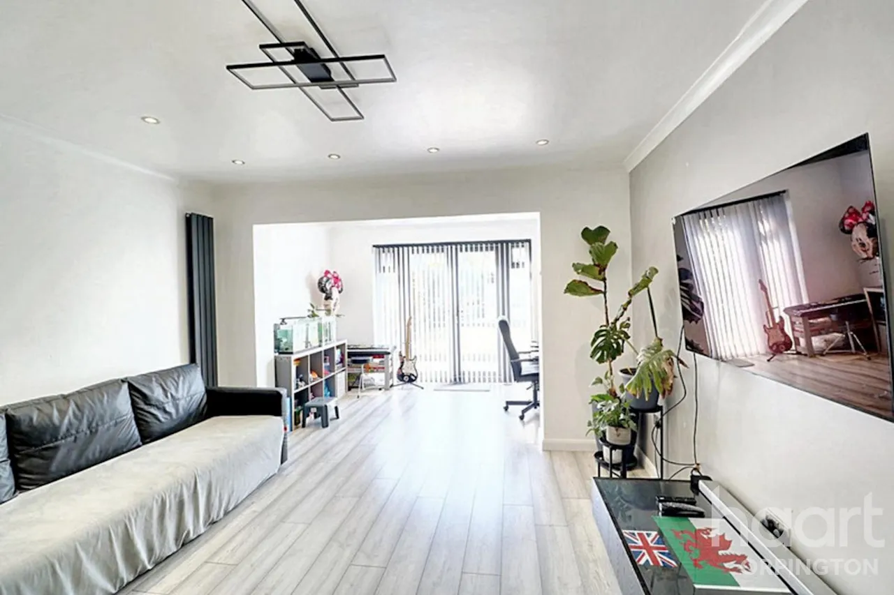 Glendower Crescent, Orpington, BR6, photo 2