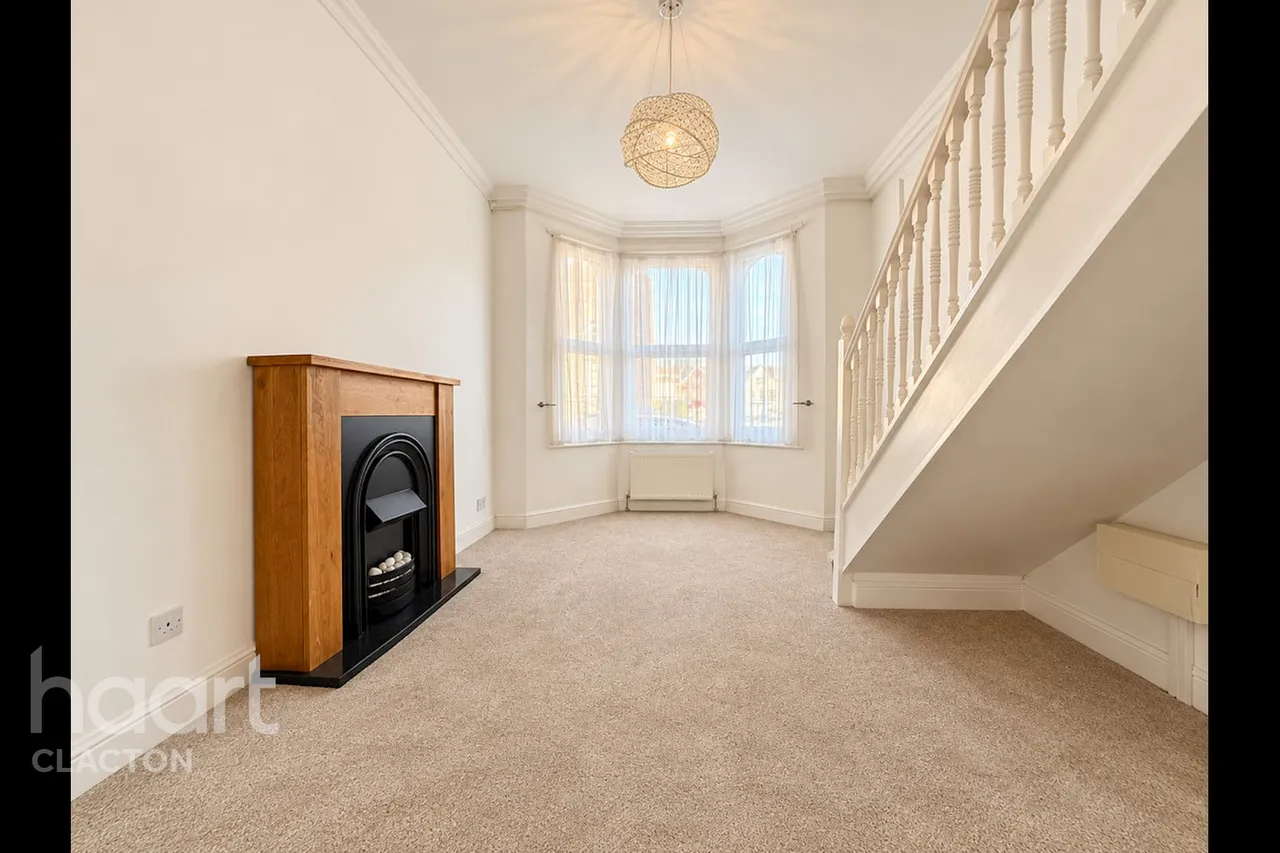 The Grove, Clacton-On-Sea, CO15, photo 3