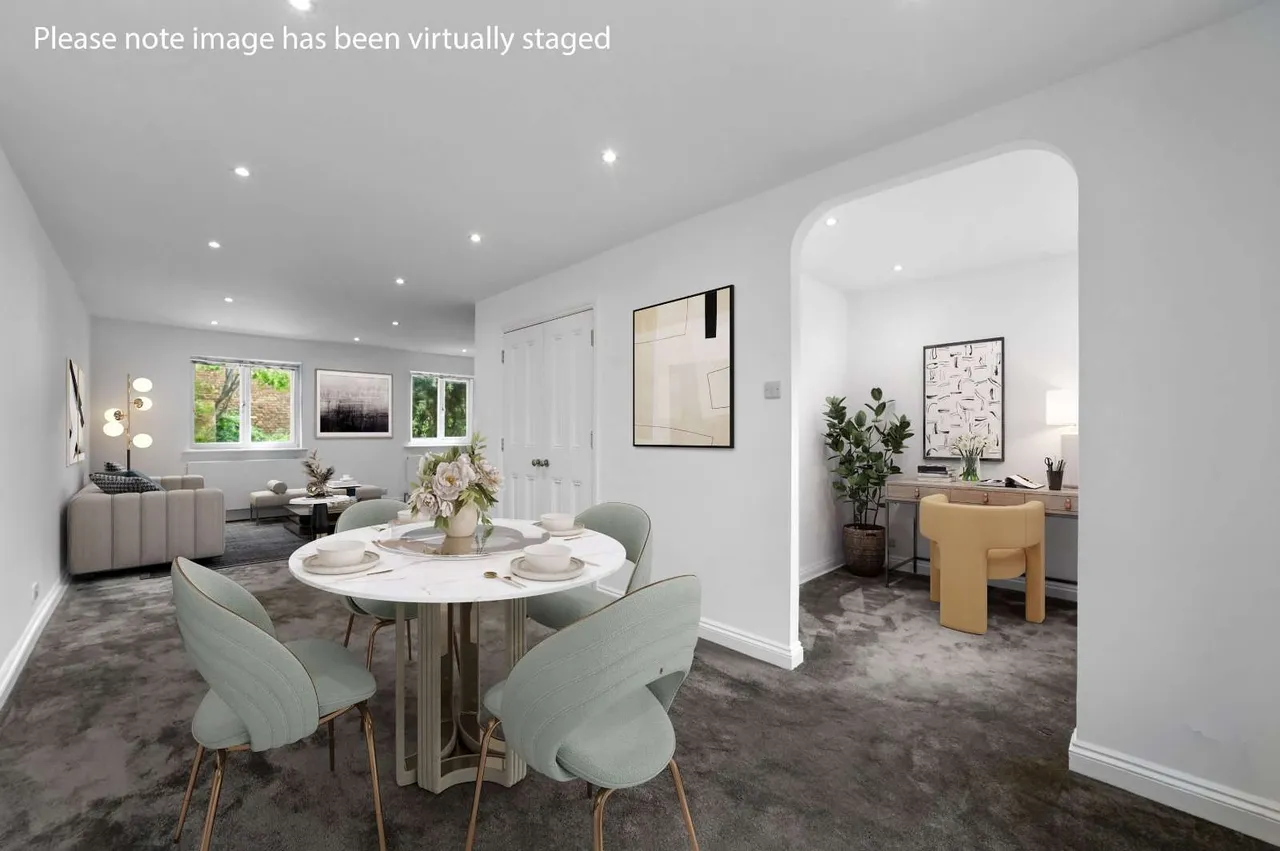 Portland Square, London, E1W 2QR, photo 2