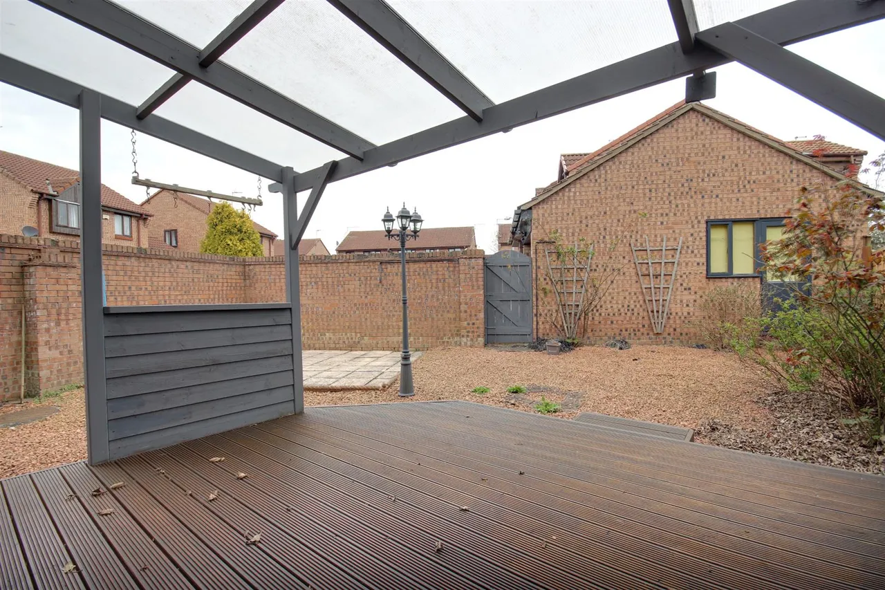 Mintfields Road, Beverley, photo 9
