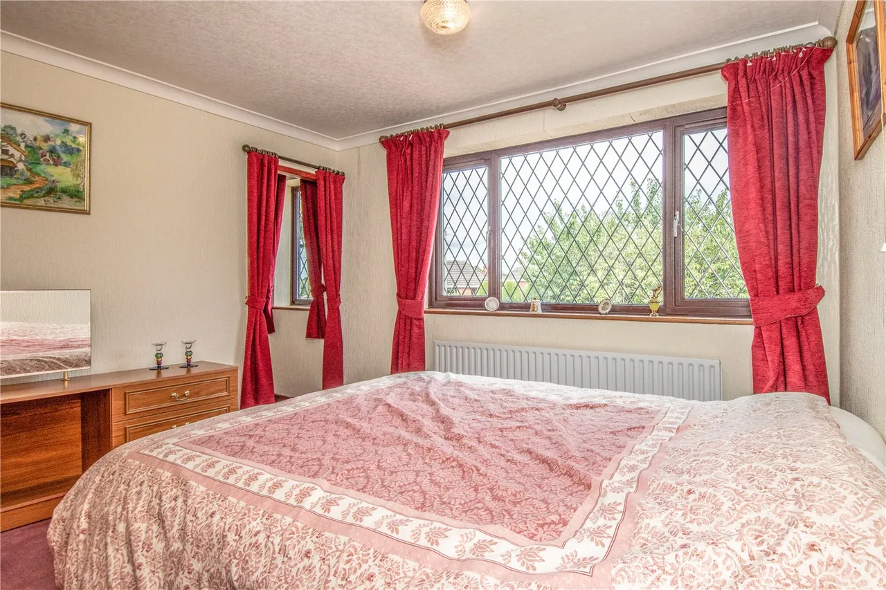 Penmanor, Finstall, Bromsgrove, Worcestershire, B60 3BY, photo 14