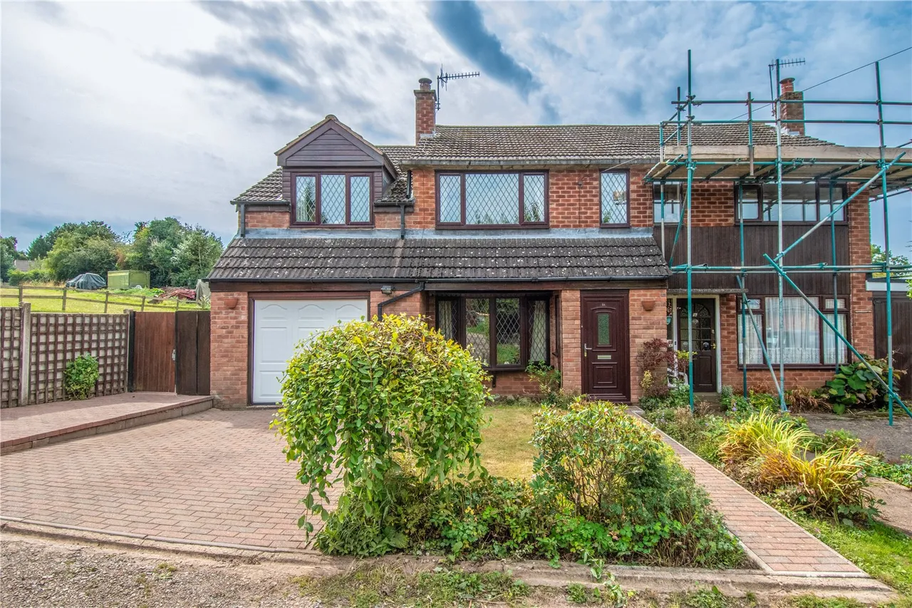 Penmanor, Finstall, Bromsgrove, Worcestershire, B60 3BY, photo 20
