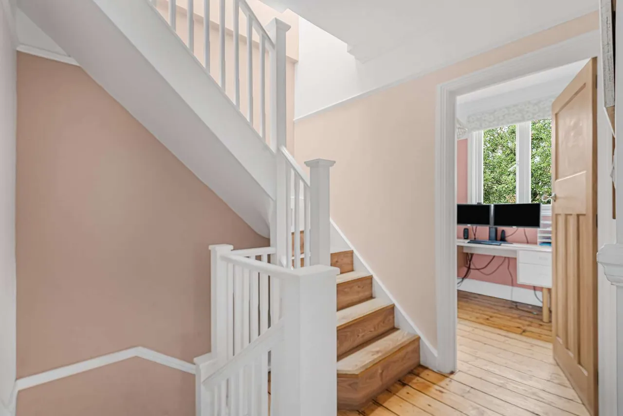 Lynton Road, London, W3, photo 8