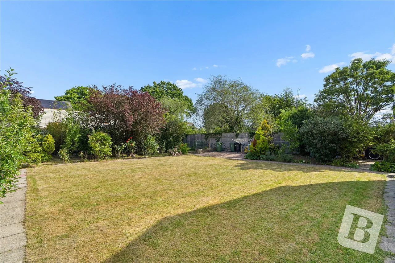 The Knowle, Basildon, SS16, photo 19