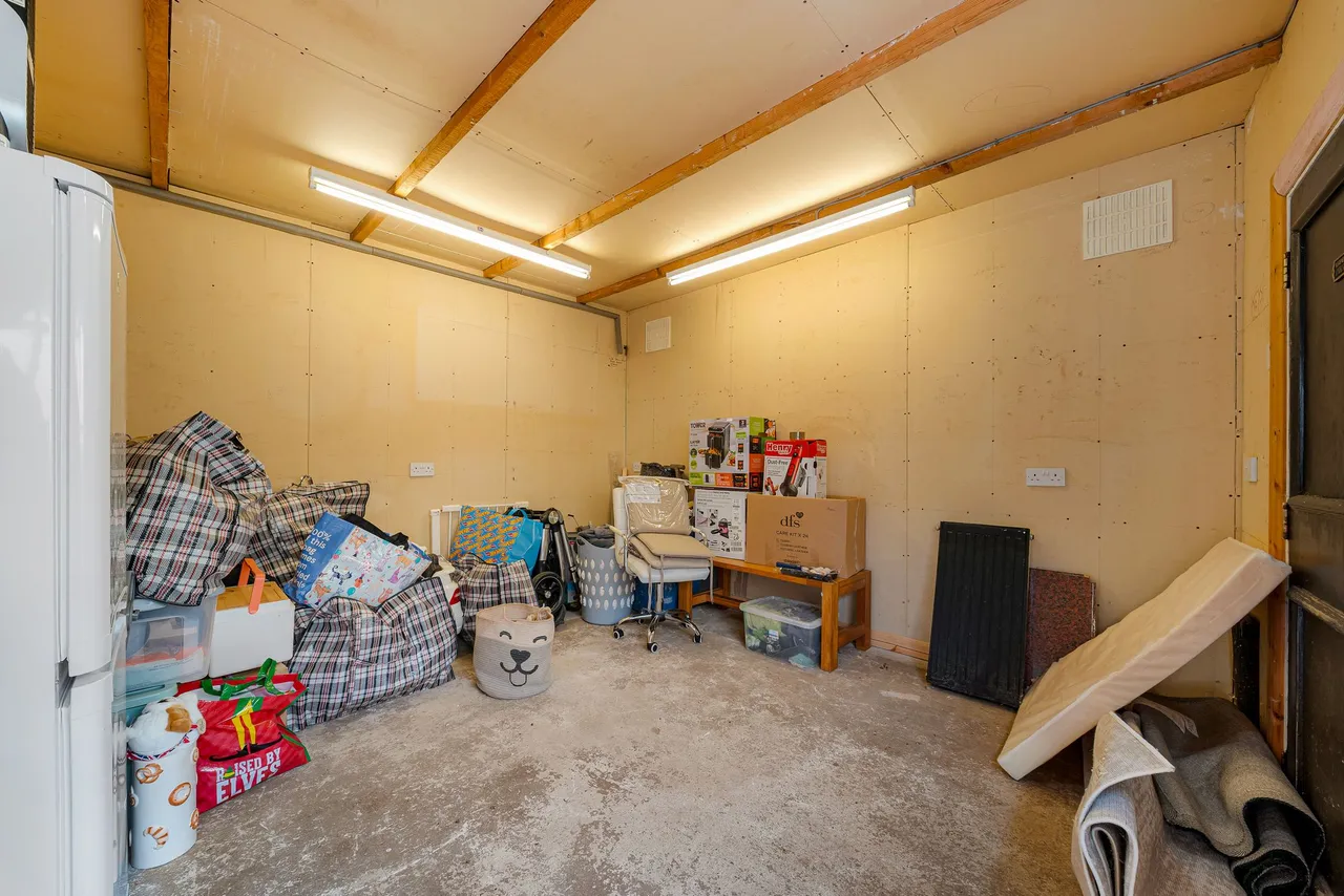 Farnworth Street, Widnes, Widnes, WA8 9LW, photo 17