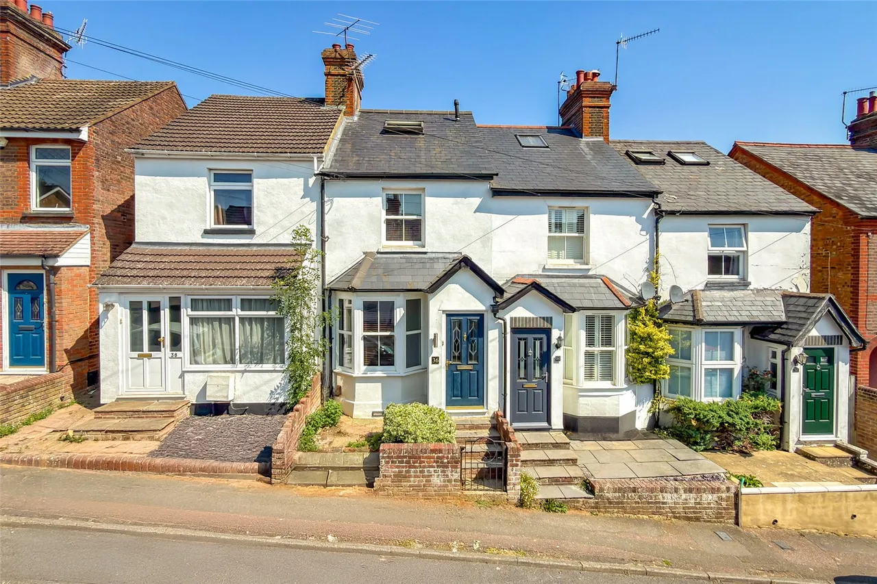 3 bed house for sale — Astley Road, Hemel Hempstead, Hertfordshire, HP1 1HU