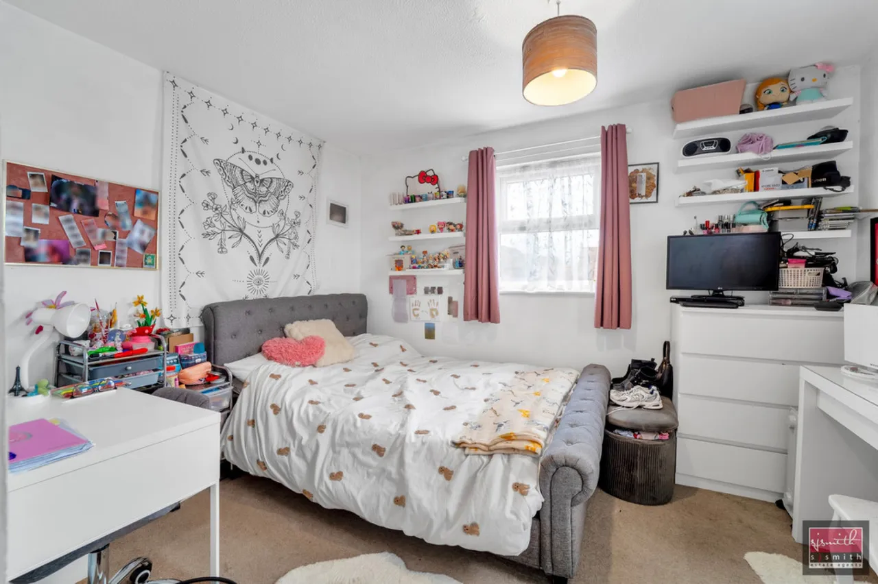 Kilross Road, Feltham, photo 7