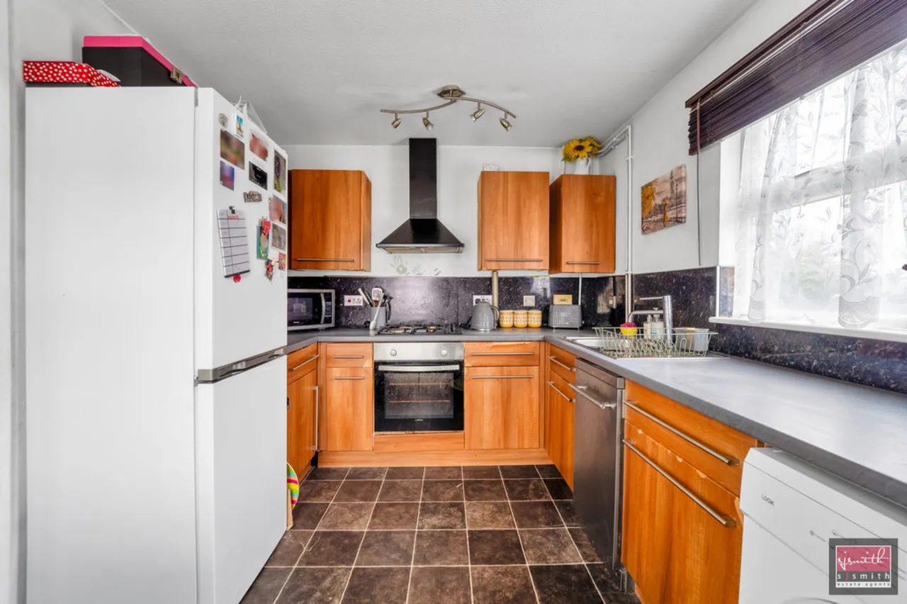 Kilross Road, Feltham, photo 5