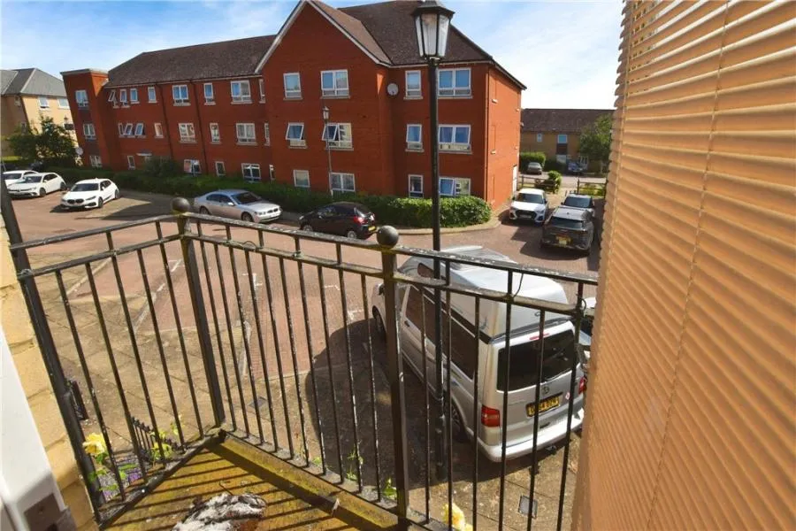 Cavell Drive, Bishop's Stortford, CM23, photo 8