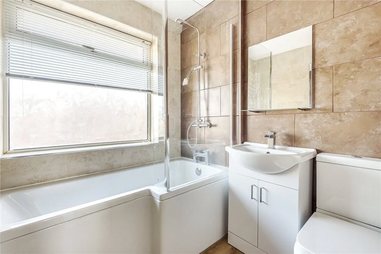 Eling Close, Winchester, SO22, photo 6