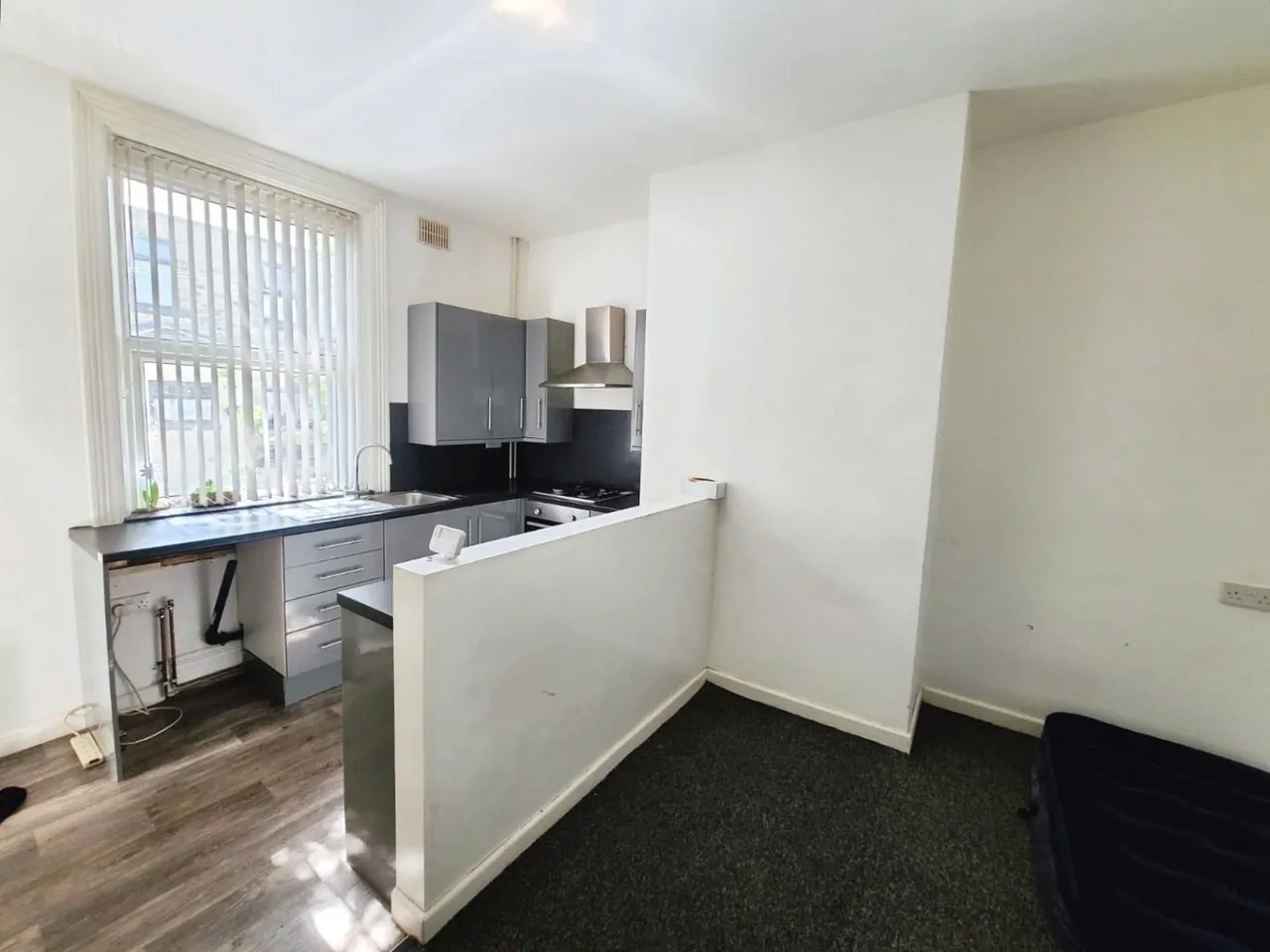 Surrey Street, Batley, WF17, photo 7