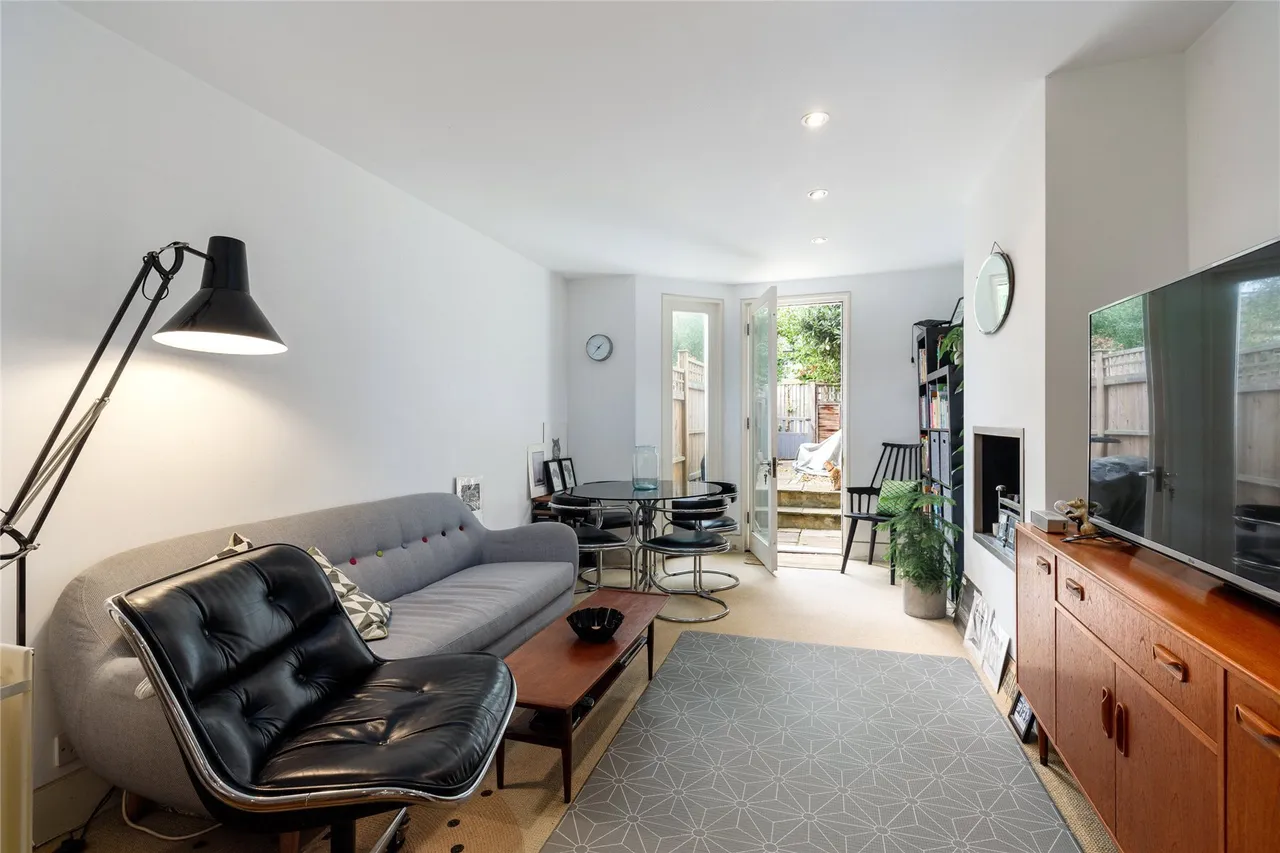 Balvernie Grove, Southfields, London, SW18, photo 2